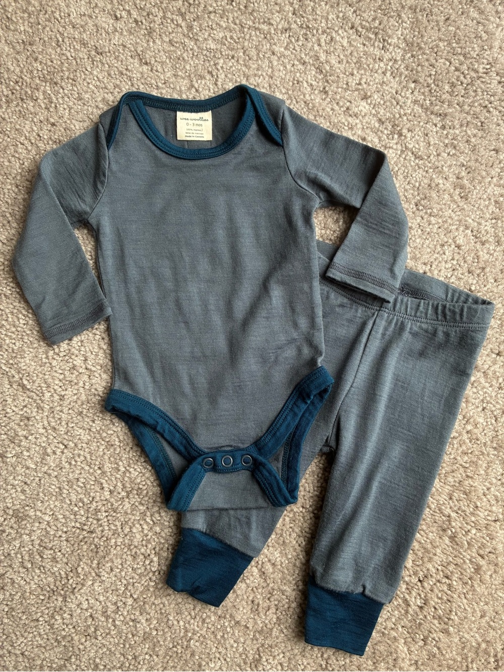 Wee Woollies 100% Merino Blue long sleeve 2 piece set Made in Canada